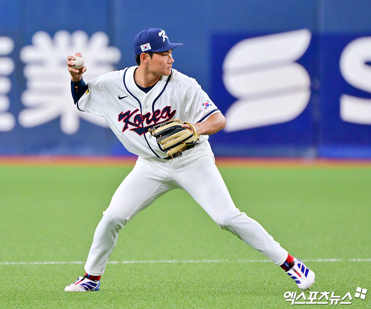 과거 2006 월드베이스볼클래식(WBC)에서 한국 야구대표팀의 역사상 첫 WBC 승리투수가 된 서재응 NC 다이노스 수석코치가 후배들을 향해 따뜻한 격려와 응원을 보냈다. 엑스포츠뉴스 DB