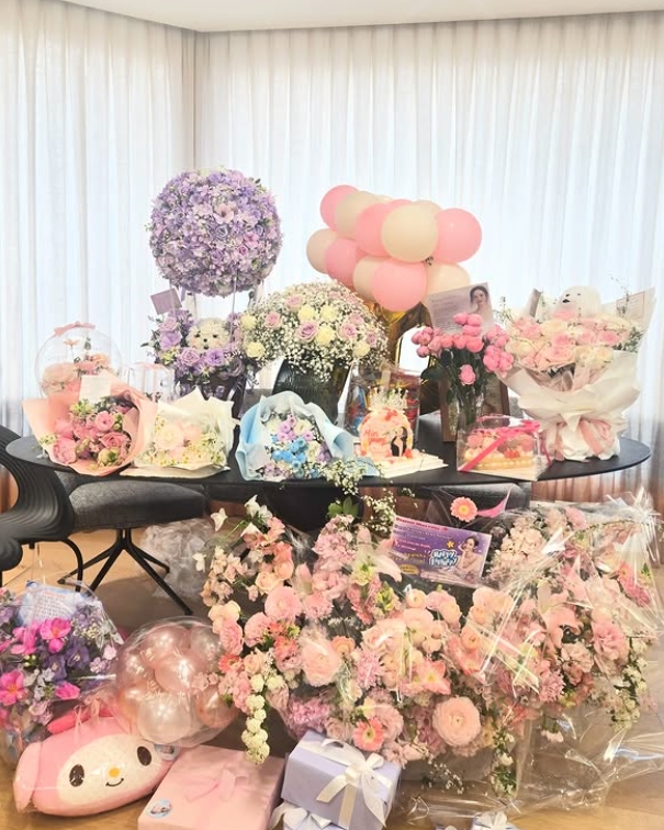 박민영, 글로벌 팬들 선물