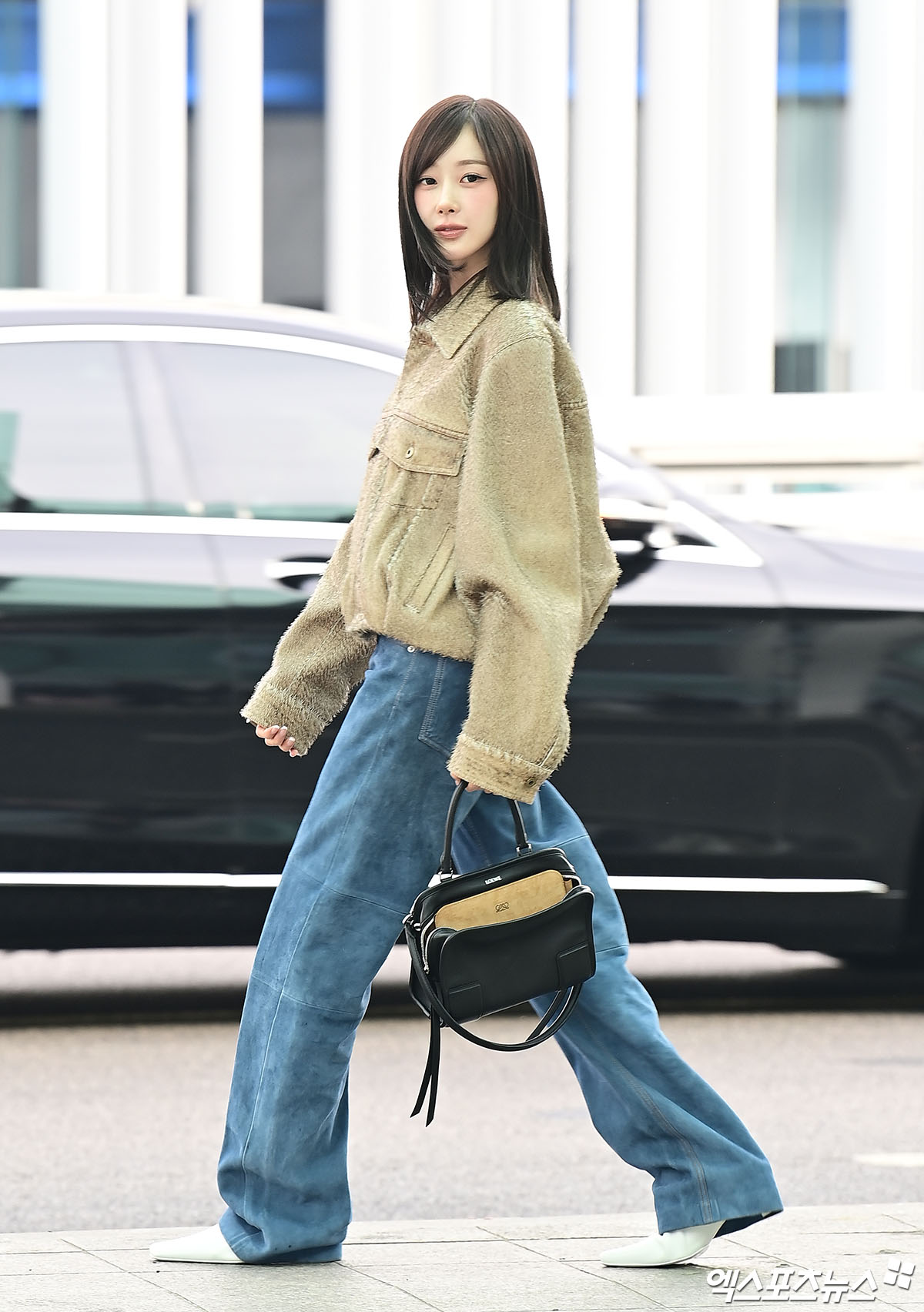 애리 등장에 시선 집중