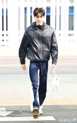 송강 '가벼운 발걸음'[엑's HD포토]