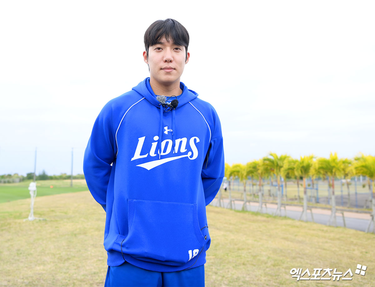 삼성 라이온즈 우완투수 원태인이 서울 청담 리온정형외과에서 재검진을 받은 결과 팔꿈치 손상 부위가 90% 이상 회복됐다는 소견이 나왔다. 오는 8일부터 캐치볼 훈련이 가능하다. 상태에 따라 단계별 투구 프로그램(ITP)을 진행할 예정이다. 엑스포츠뉴스 DB