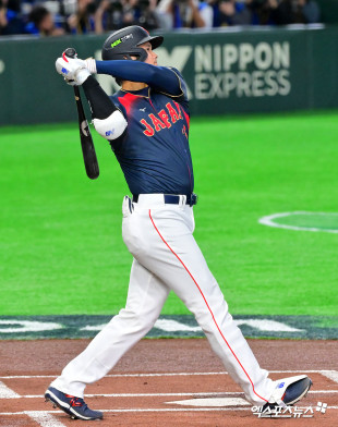 오타니 ‘초구 강타’[포토]