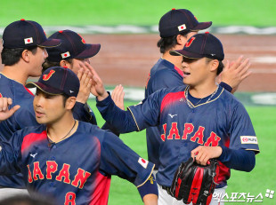 야마모토 ‘깔끔한 출발’[포토]