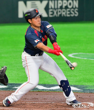 오카모토 ‘1타점 적시타’[포토]