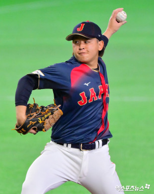 마운드에 오른 일본 미야기[포토]