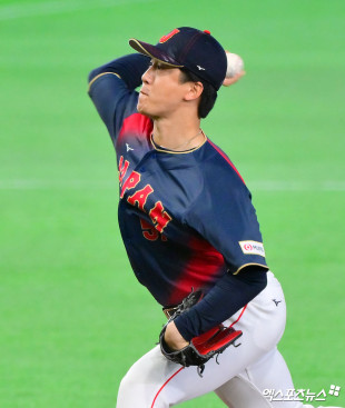 키타야마 ‘역투’[포토]