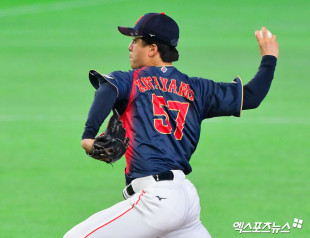 키타야마 ‘6회말 등판’[포토]