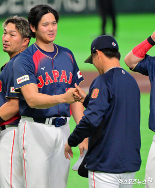 오타니 ‘야마모토 수고했어’[포토]