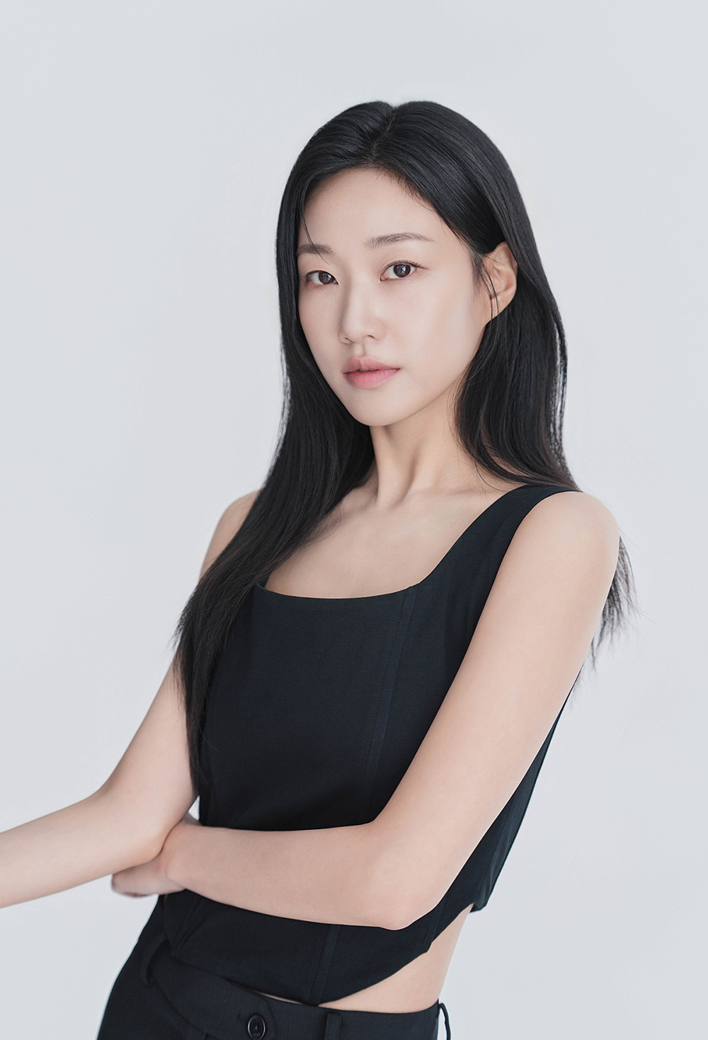 호두앤유, 하윤경