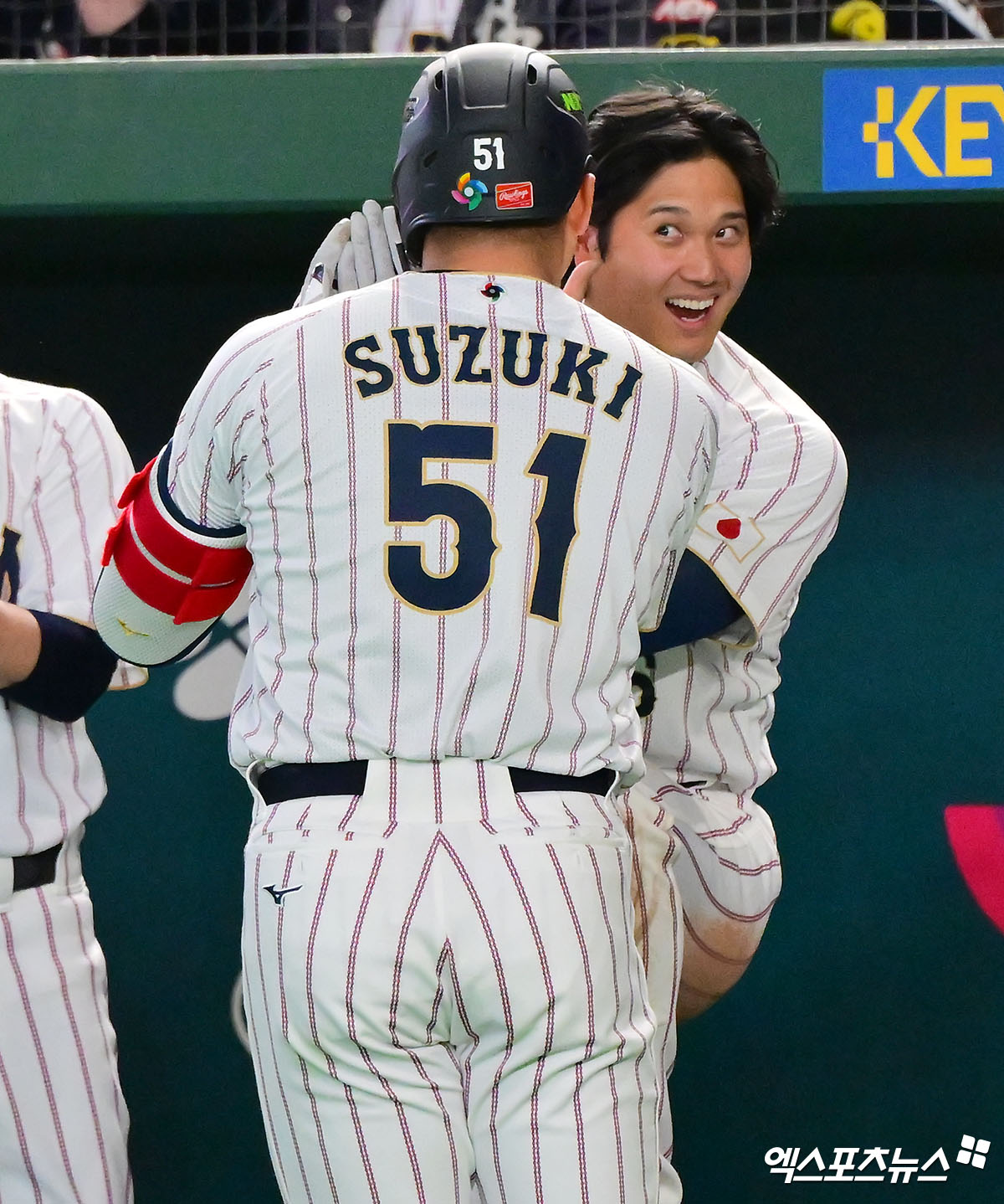 류지현 감독이 이끄는 한국 야구대표팀은 7일 일본 도쿄의 도쿄돔에서 열린 2026 월드베이스볼클래식(WBC) 조별리그 C조 일본과의 2차전에서 6-8로 졌다. 이날 오타니 쇼헤이(LA다저스)는 1번 타자로 나와  2타수 2안타 1홈런 1타점을 비롯해 4타석 모두 출루하면서 한일전 승리의 일등공신이 됐다. 경기 후 오타니는 한국 대표팀에 대해 존경을 표하며 일본만큼이나 정교하고 멋진 팀이라고 평가하면서 눈길을 끌었다. 도쿄, 김한준 기자