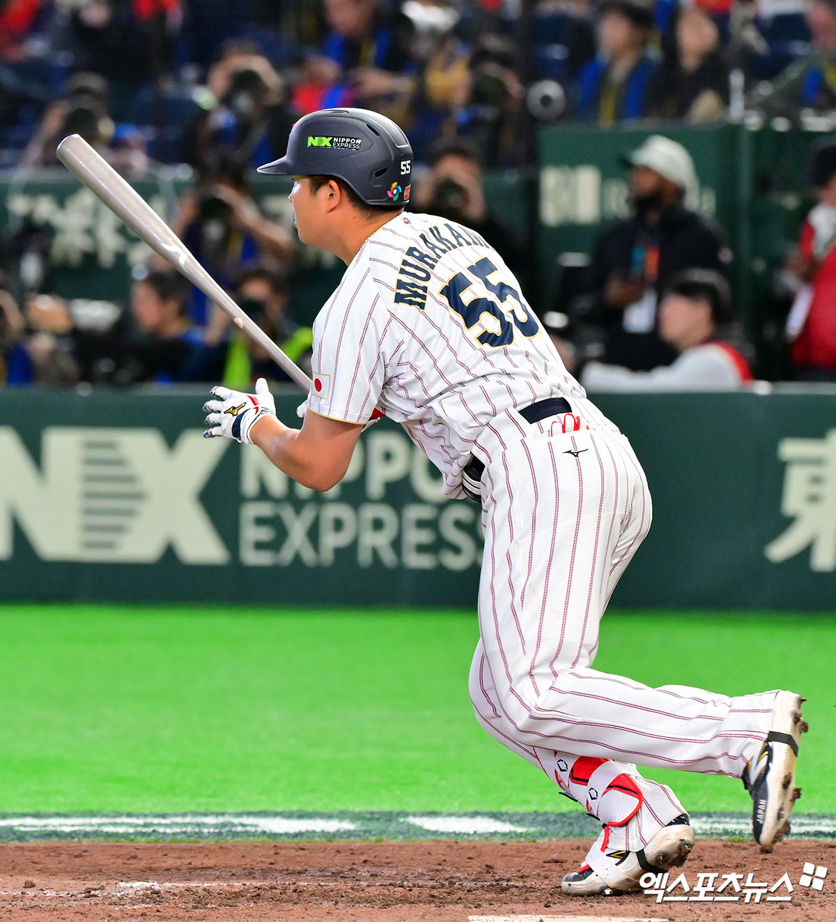 7일 오후 일본 도쿄돔에서 열린 2026 월드베이스볼클래식(WBC) C조 한국과 일본의 경기, 8회말 일본 무라카미가 우전안타를 날리고 있다. 도쿄, 김한준 기자