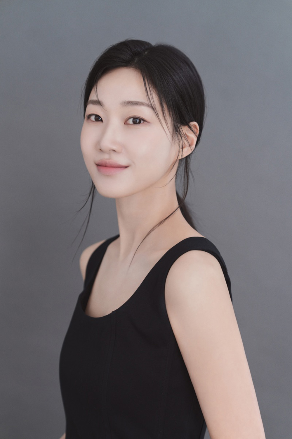 호두앤유, 하윤경