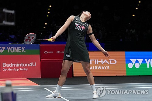 왕즈이(중국·세계랭킹 2위)가 안세영(삼성생명·세계랭킹 1위)을 꺾은 것은 배드민턴 신흥 강국인 인도에서도 큰 화제다. 인도 언론은 왕즈이가 안세영을 상대로 승리를 거두며 10연패를 끊어낸 이번 경기를 통해 안세영이 '무적'은 아니라는 것을 확인했으며, 이번 경기를 시작으로 배드민턴의 판도가 바뀔 수도 있다고 바라봤다. 안세영과 왕즈이의 관계가 남자 테니스 로저 페더러와 라파엘 나달의 관계처럼 될 수 있다고 전망했다. 연합뉴스