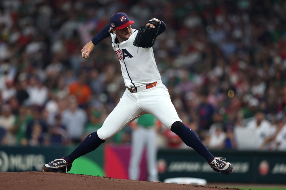 미국 야구대표팀이 10일(한국시간) 미국 텍사스주 휴스턴의 다이킨파크에서 열린 2026 WBC 멕시코와의 B조 조별리그 3차전에서 3-0으로 승리했다. 선발 폴 스킨스는 4이닝 1피안타 1볼넷 7탈삼진 무실점으로 승리투수가 됐다. AFP 연합뉴스