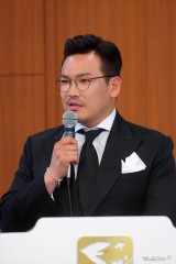 MC딩동 "합의금 요구" VS 女BJ "욕설은 합의, 고소"…생방송 중 폭행사건 '설왕설래' [엑's 이슈]