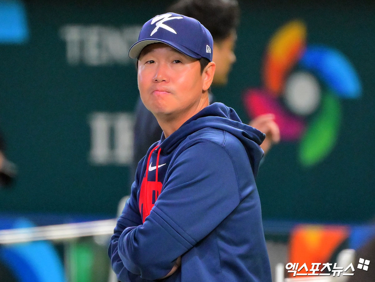 류지현 감독이 이끄는 한국 야구대표팀이 14일 미국 플로리다주 마이애미의 론디포파크에서 2026 월드베이스볼클래식(WBC) 도미니카공화국과 2라운드를 치른다. 류 감독은 13일 진행된 공식 기자회견에서 류현진을 도미니카공화국전 선발로 내세운다고 발표했다. 엑스포츠뉴스 DB