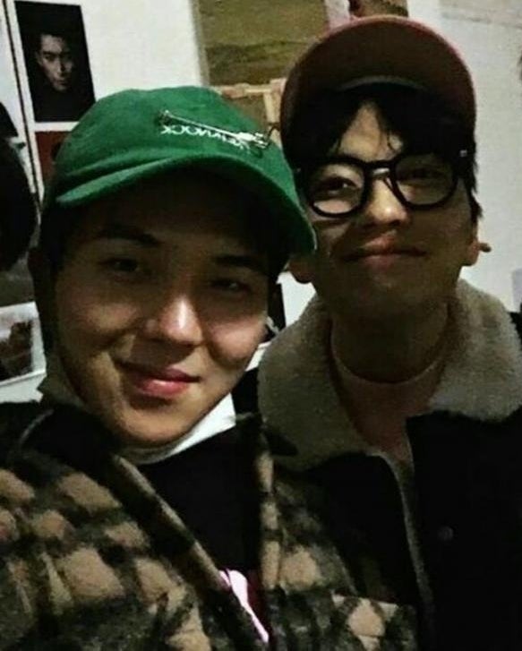 송민호-이동휘.