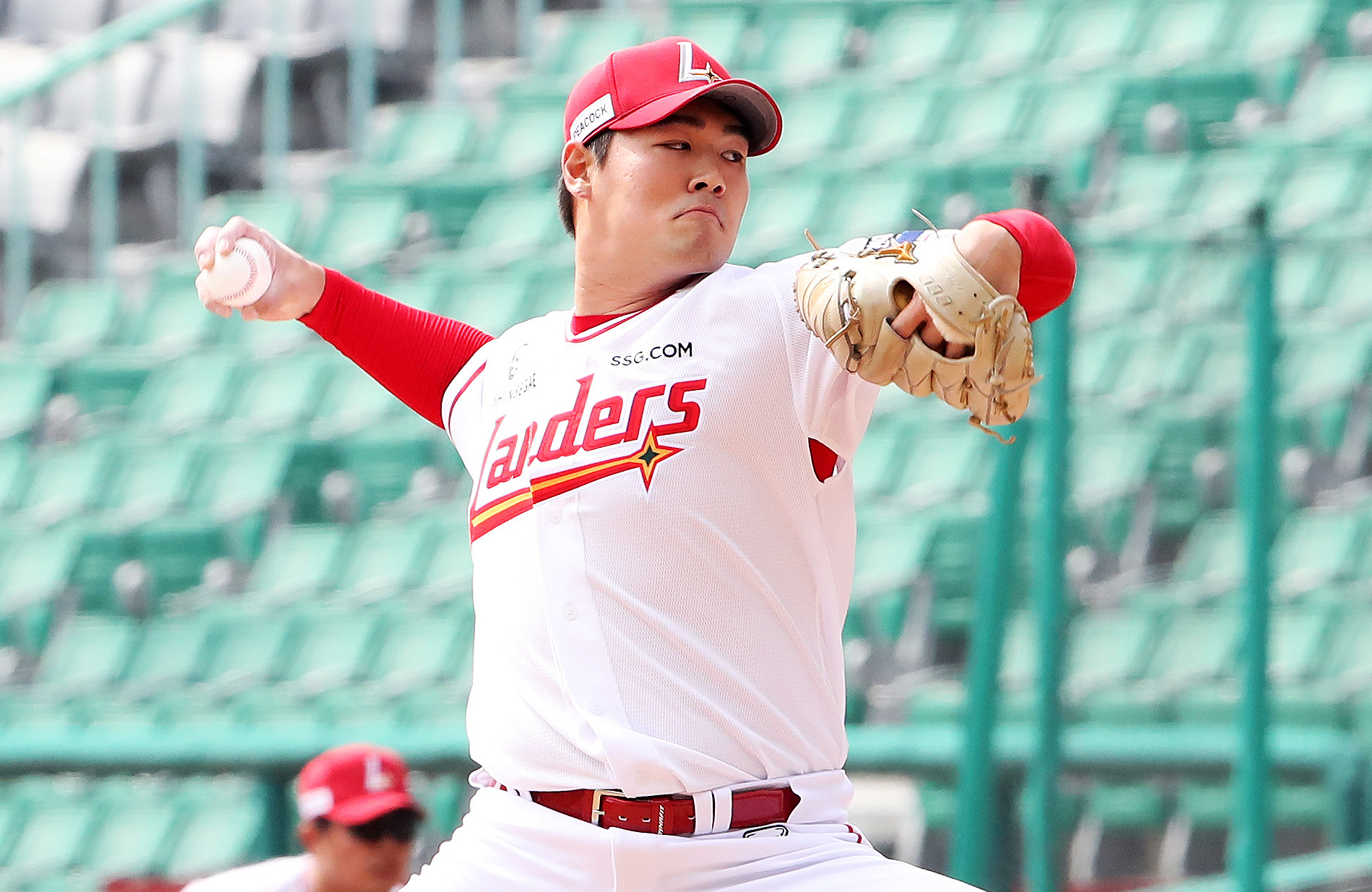 SSG 랜더스 우완 전영준이 16일 인천 SSG랜더스필드에서 열린 2026 KBO 시범경기 5차전 삼성 라이온즈와의 경기에 선발등판, 패전투수가 됐다. 사진 SSG 랜더스