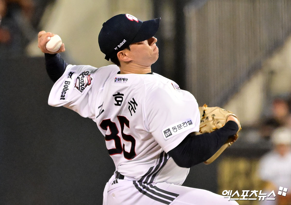 소속팀 없이 개인 운동을 소화하던 베테랑 좌완투수 고효준이 18일 KBO 퓨처스리그 시민구단 울산 웨일즈에 입단했다. 울산 웨일즈는 풍부한 경험과 노하우를 갖춘 고효준이 불펜 운영의 안정감을 더해줄 것으로 기대한다. 고효준의 두산 시절 모습. 엑스포츠뉴스 DB