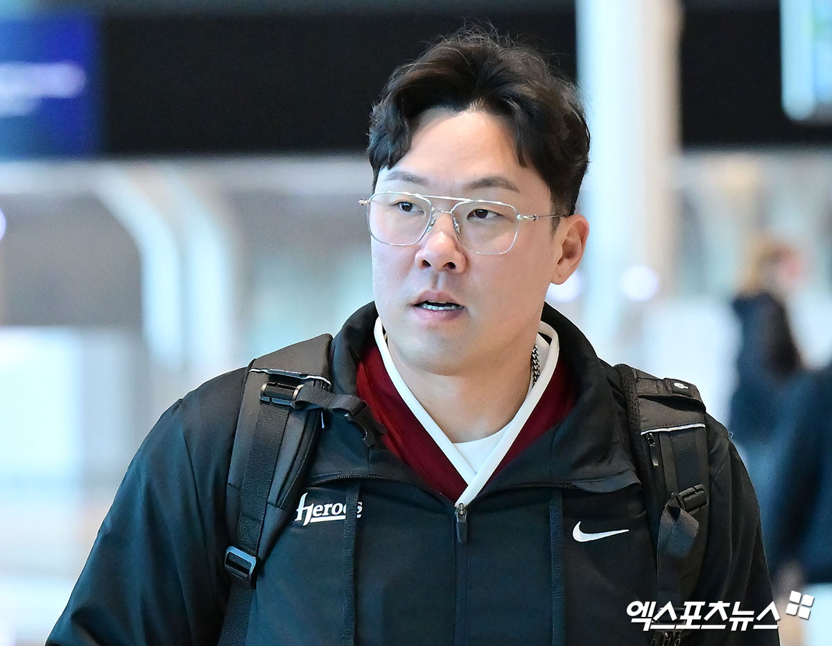 지난해 11월 2차 드래프트를 통해 한화 이글스에서 키움 히어로즈로 이적한 베테랑 타자 안치홍이 2026시즌 1루수, 지명타자로 나설 것으로 보인다. 사진 엑스포츠뉴스 DB