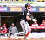 '돌아온 송승기+오스틴 역전포+송찬의 쐐기포 폭발' LG, 인천 원정 12-7 쾌승…SSG는 고명준 '연타석 홈런'에 위안 [인천:스코어]