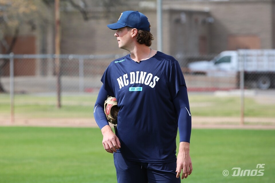 NC 다이노스 새 외국인 투수 커티스 테일러가 대전 한화생명 볼파크에서 열린 2026 KBO 시범경기 최종전에서 한화 이글스를 상대로 4.1이닝 4실점(1자책)을 기록했다. 사진 NC 다이노스