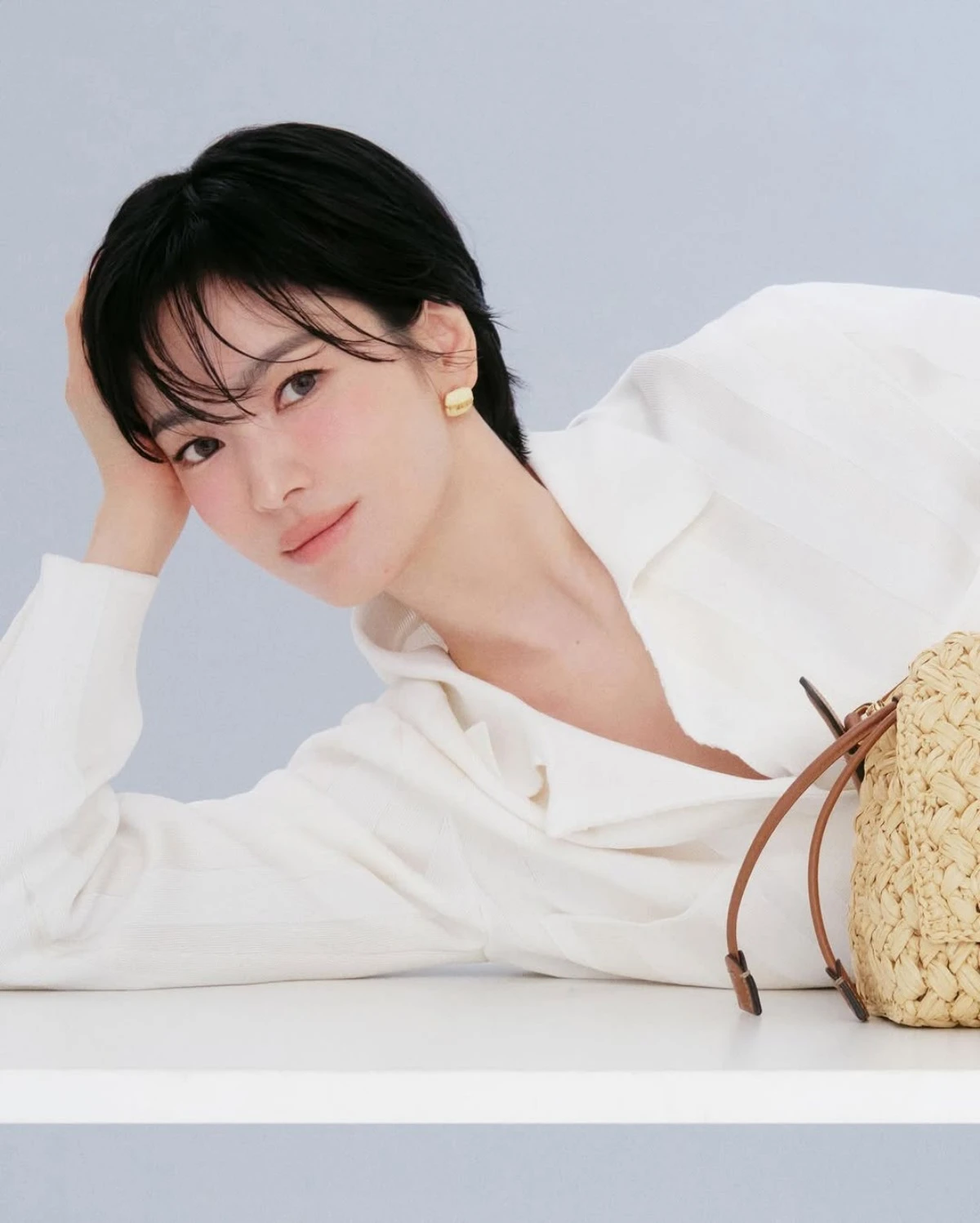 송혜교 화이트 투피스