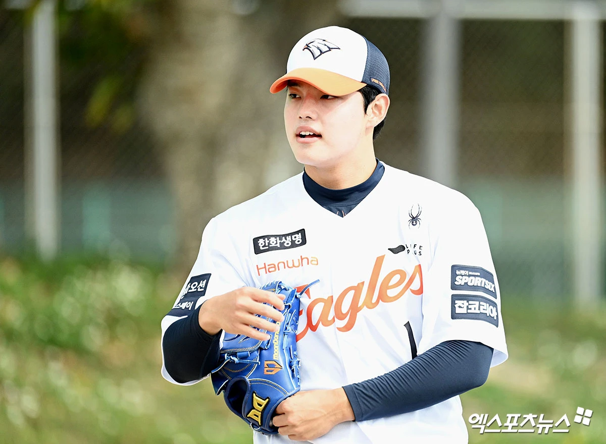 한화 이글스 문동주가 27일 충남 서산야구장에서 열린 2026 메디힐 KBO 퓨처스리그 LG 트윈스와의 홈경기에 선발 등판해 4이닝 4피안타 무사사구 4탈삼진 1실점을 기록했다. 최고구속은 153km/h였다. 엑스포츠뉴스 DB