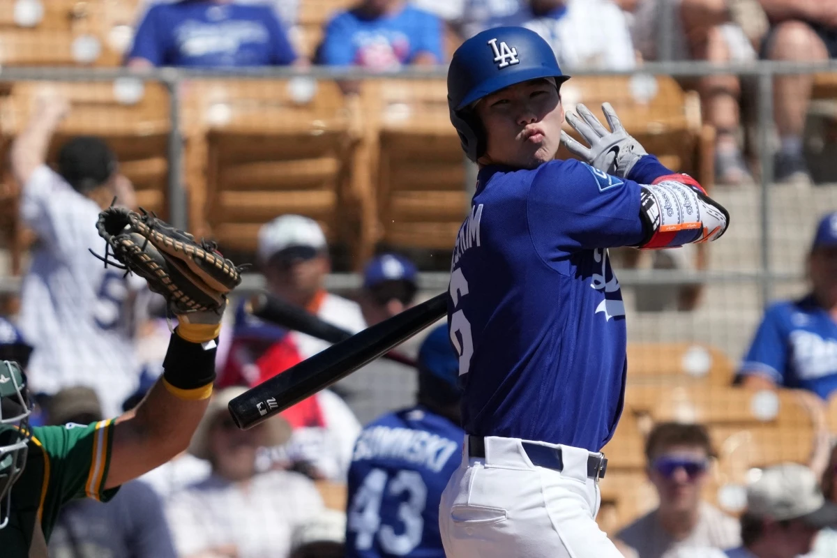 LA 다저스 산하 트리플A 오클라호마시티 코메츠에서 뛰고 있는 김혜성이 28일(한국시간) 미국 오클라호마주 오클라호마시티의 치카소 브릭타운 볼파크에서 열린 2026 마이너리그 앨버커키 아이소톱스(콜로라도 산하 트리플A)와의 개막전에 1번타자 겸 2루수로 선발 출전해 5타수 1안타 1득점을 기록했다. 연합뉴스