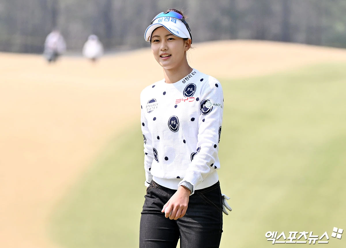 골프선수 송지아, 첫 KLPGA 출전