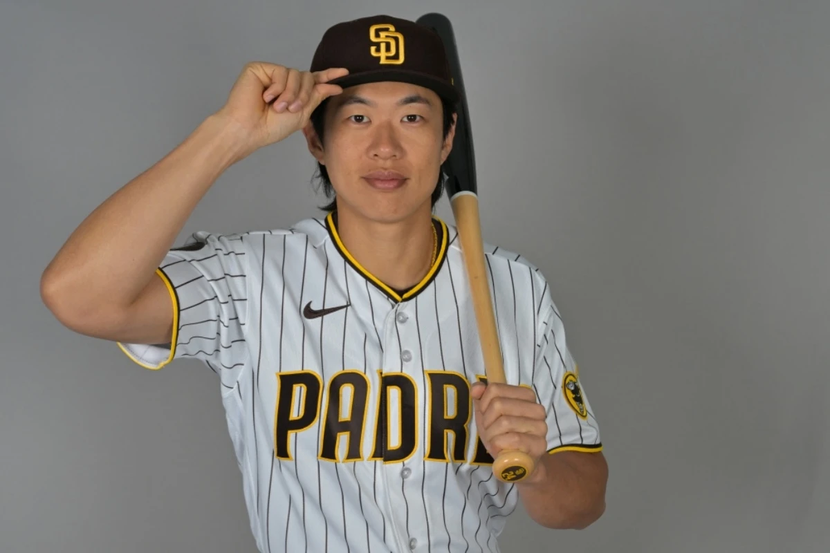 샌디에이고 산하 트리플A 엘파소 치와와스에서 뛰는 송성문이 3일(한국시간) 미국 워싱턴주 타코마의 체니 스타디움에서 열린 2026 마이너리그 타코마 레이니어스(시애틀 매리너스 산하 트리플A)와의 원정경기에 3번타자 겸 3루수로 선발 출전해 2타수 무안타 2볼넷을 기록했다. 연합뉴스