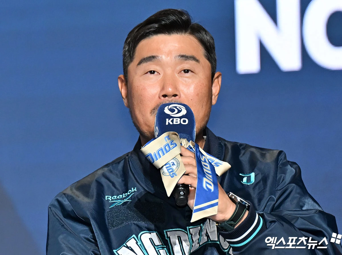 26일 오후 서울 송파구 롯데호텔 월드에서 열린 ‘2026 신한은행 SOL KBO’ 미디어데이, NC 이호준 감독이 출사표를 말하고 있다. 엑스포츠뉴스 DB