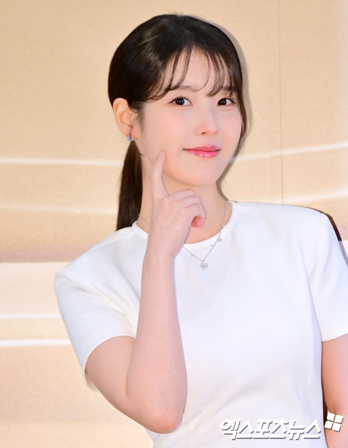 Singer and actress IU. Xportsnews DB.