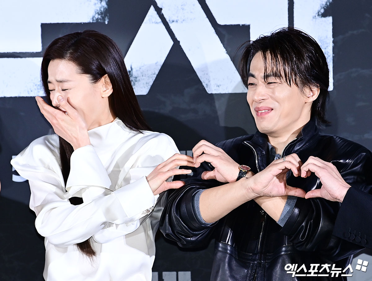 Jeon Ji-hyun, Goo Kyo-hwan at the 'Gunche' Production Briefing