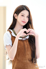 아이브 장원영 '옅은 화장에 확 사는 미모'[엑's HD포토]