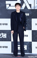 지창욱 '수트 CF 찍는줄'[엑's HD포토]