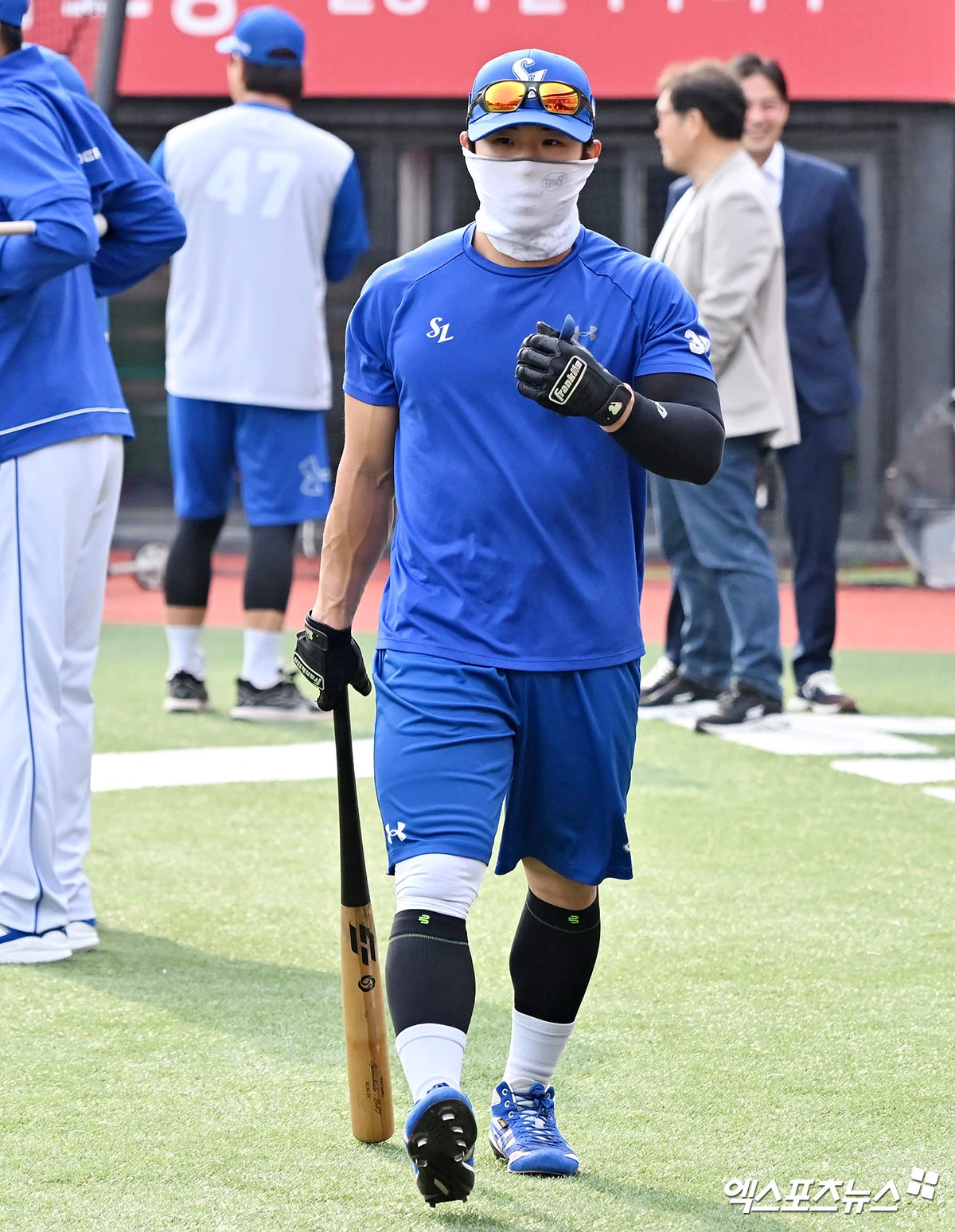 3일 오후 수원KT위즈파크에서 열리는 '2026 신한 SOL Bank KBO리그' 삼성 라이온즈와 KT 위즈의 경기, 삼성 김성윤이 훈련에 임하고 있다. 엑스포츠뉴스 DB