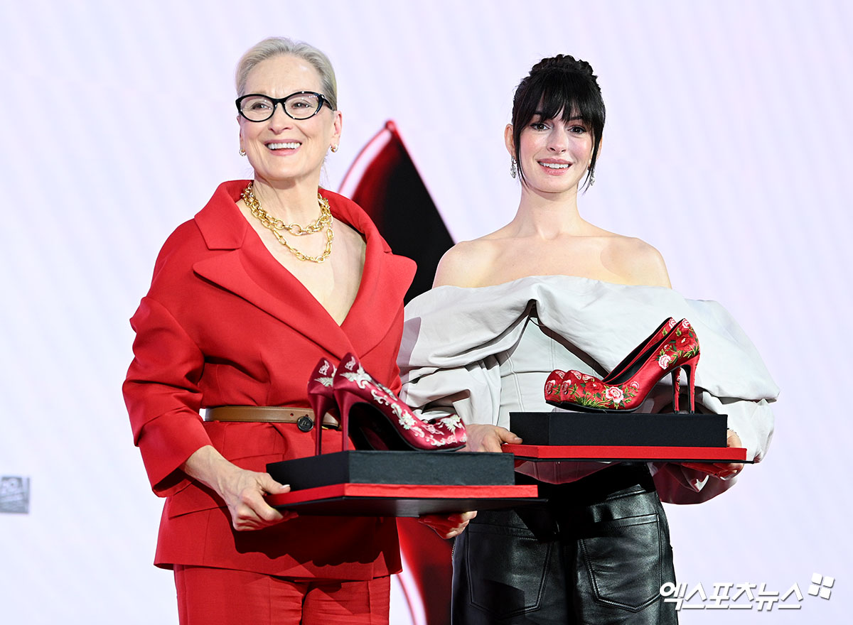 영화 '악마는 프라다를 입는다2' 배우 메릴 스트립과 앤 해서웨이.