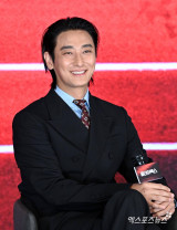 말 많은 주지훈? 선 그었다…윤경호에 사과 "말 끊어 미안한 마음, 거울치료는 아냐" [엑's 인터뷰]