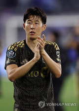 손흥민 최악의 부진 왜? 족집게 분석 나왔다…탐욕의 골잡이 때문→"부앙가 아니었으면 SON 소나기 골"