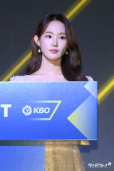 김희연 아나운서, 선수 인종차별 논란에 고개 숙였다…"깊이 반성하고 후회"