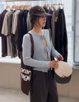 '돌싱' 김보라, 대놓고 노브라?…팬티라인까지 과감 노출