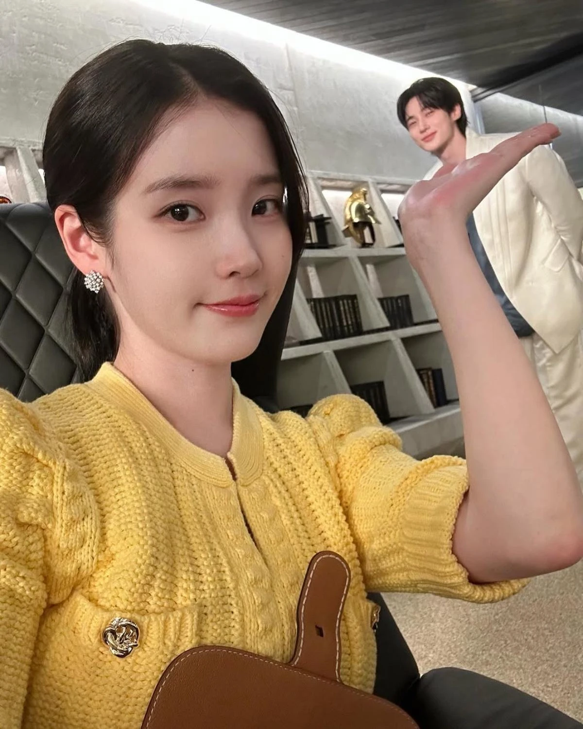 사진 = 아이유 계정