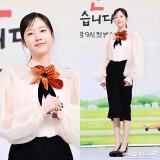 '로코 도전' 채원빈, 사랑을 부르는 핑크빛 미모