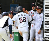 김원형 감독 ‘박준순 홈런 좋아’[포토]