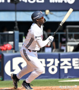 카메론 ‘멀티 히트’[포토]