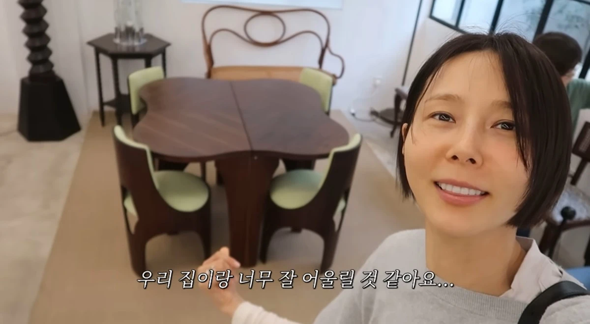 유튜브 채널 '김나영의 노필터티비'