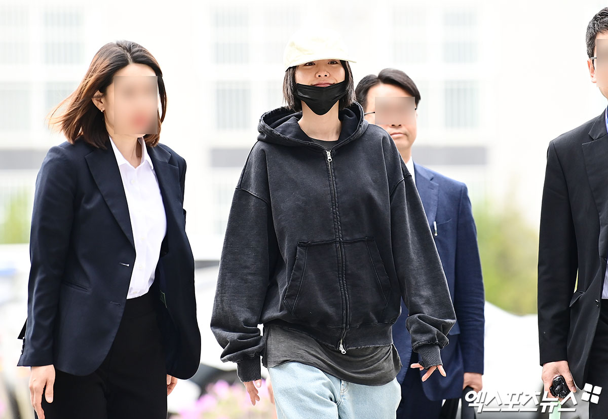 Nana attending the trial for the robbery incident