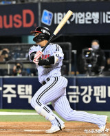 송찬의 ‘2타점 적시타’[포토]