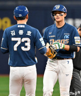 김주원 ‘행운이 따라준 2루타’[포토]